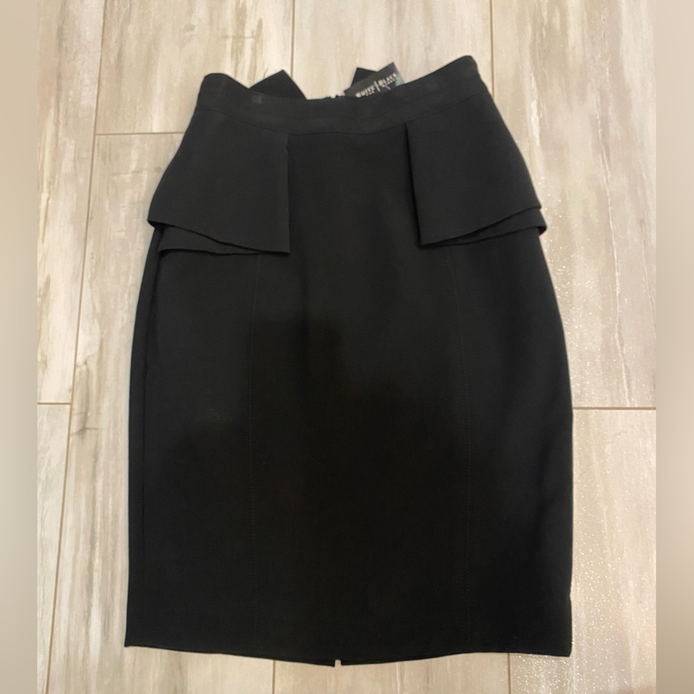Elegant Black Women's Skirt